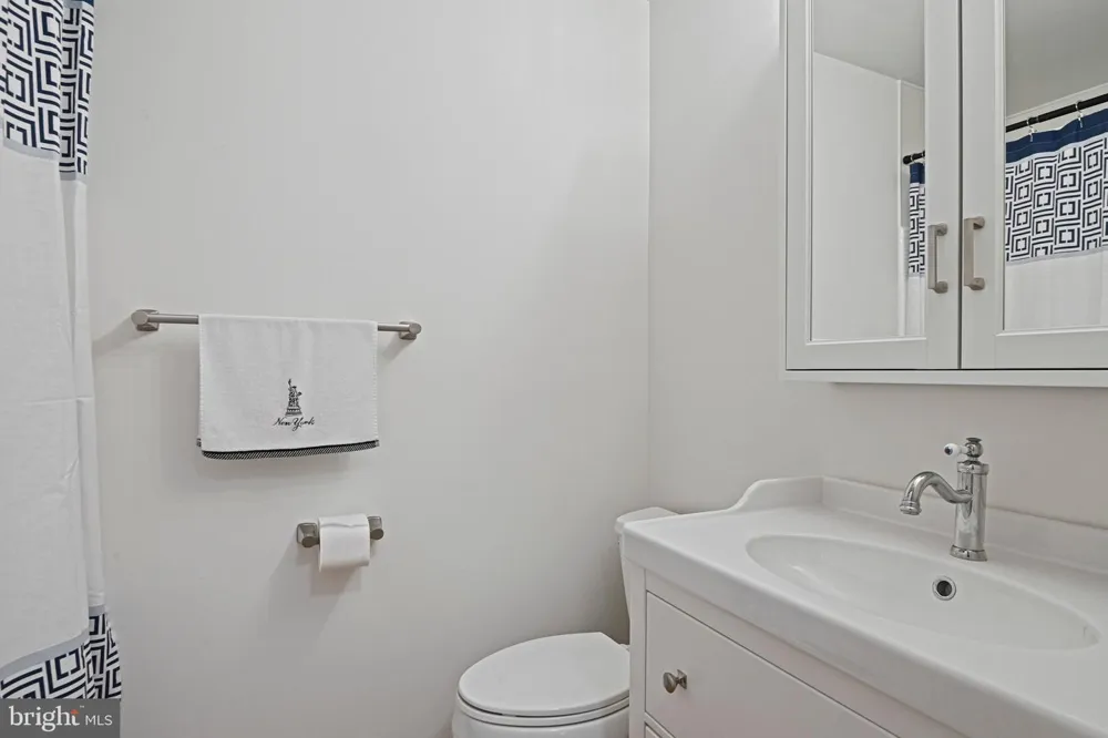 11334 WAPLES MILL ROAD Oakton, VA 22124