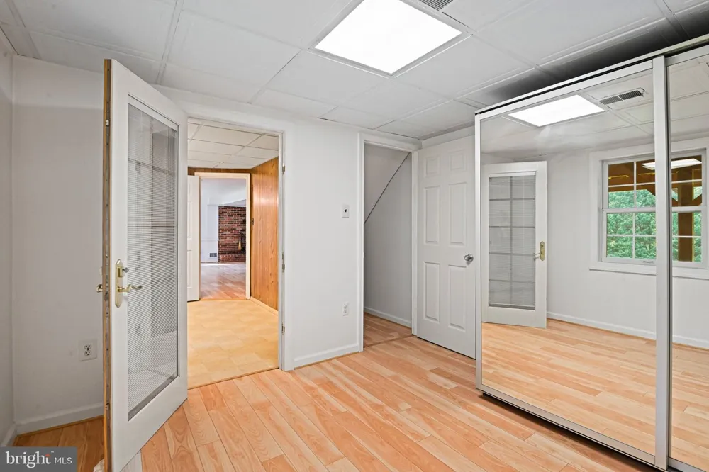 11334 WAPLES MILL ROAD Oakton, VA 22124