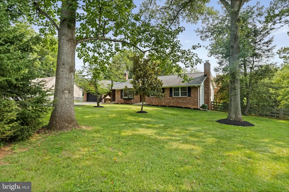 11334 WAPLES MILL ROAD Oakton, VA 22124