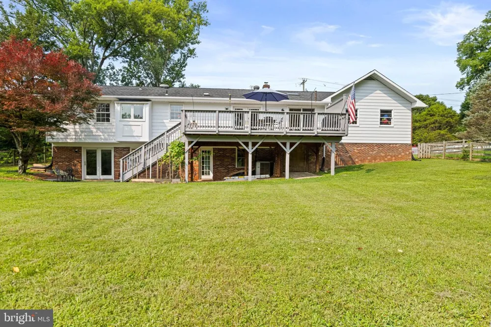 11334 WAPLES MILL ROAD Oakton, VA 22124