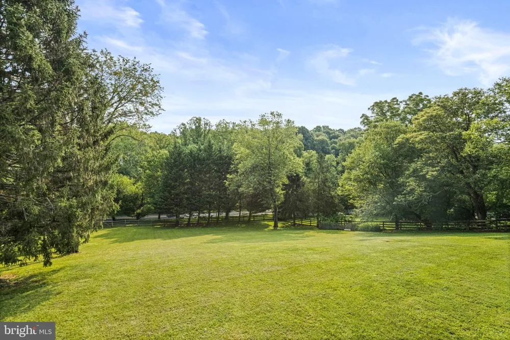 11334 WAPLES MILL ROAD Oakton, VA 22124