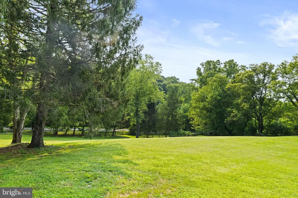 11334 WAPLES MILL ROAD Oakton, VA 22124