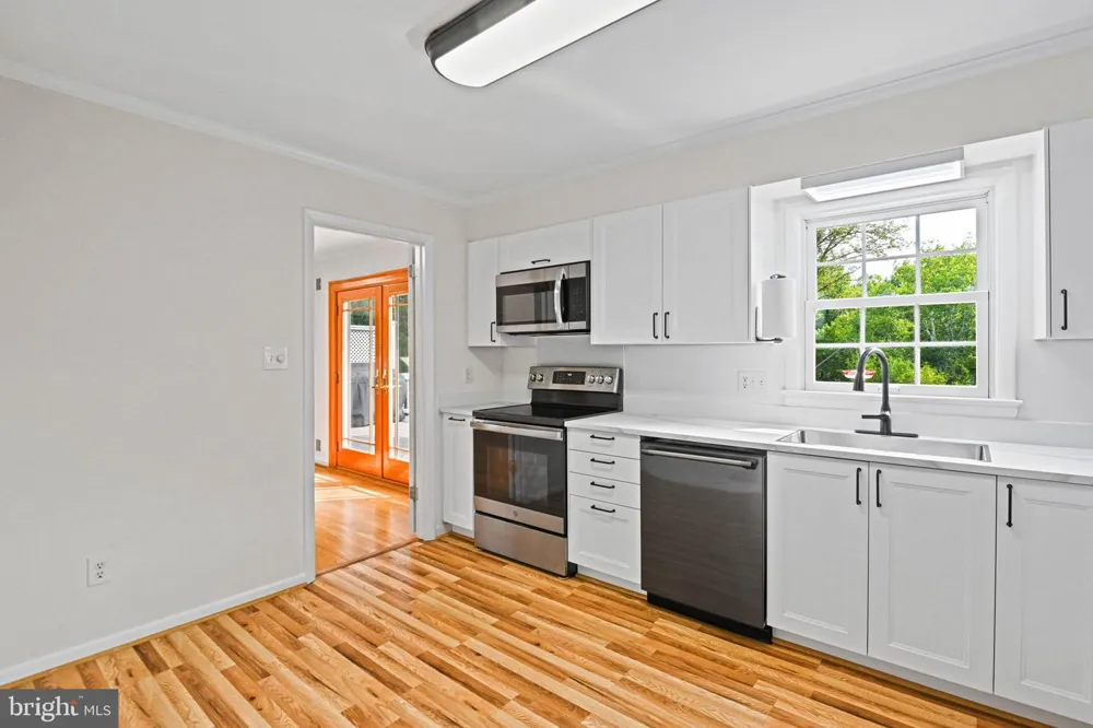 11334 WAPLES MILL ROAD Oakton, VA 22124
