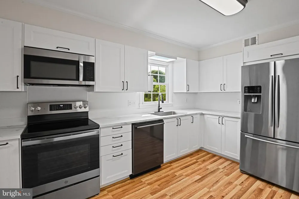 11334 WAPLES MILL ROAD Oakton, VA 22124