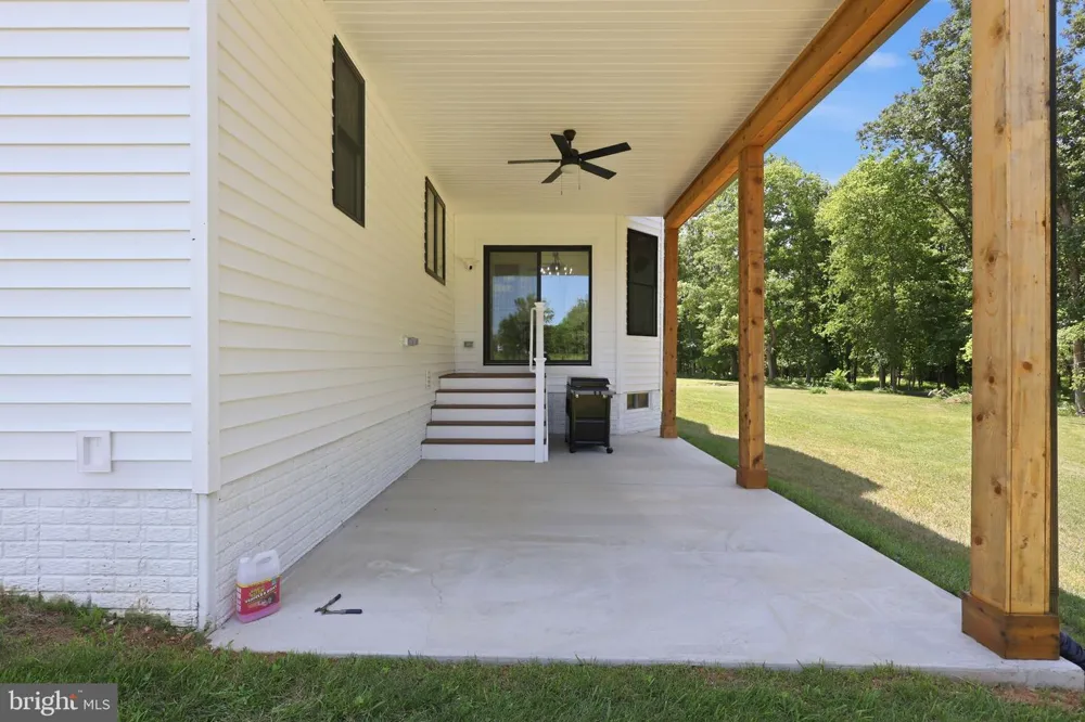 5119 OLD AUBURN Warrenton, VA 20187