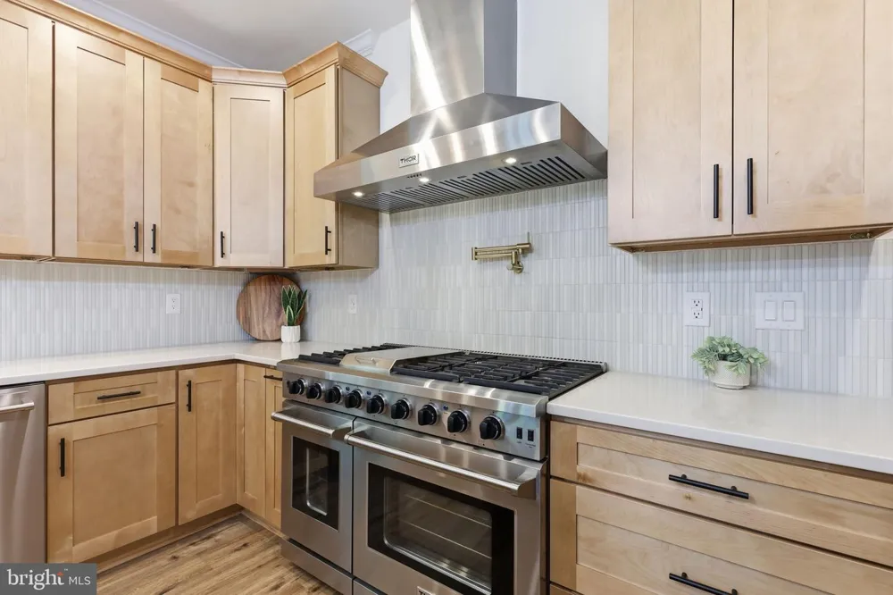 5119 OLD AUBURN Warrenton, VA 20187