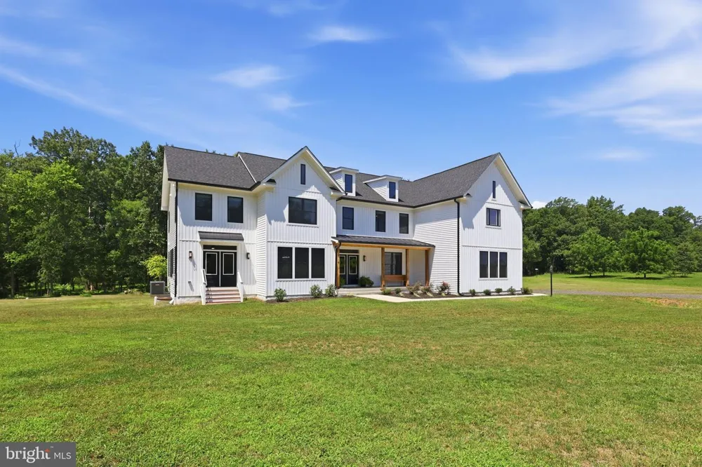 5119 OLD AUBURN Warrenton, VA 20187