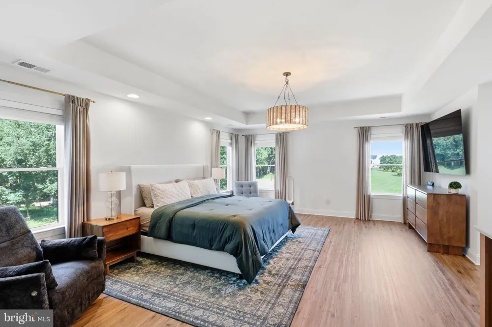 5119 OLD AUBURN Warrenton, VA 20187