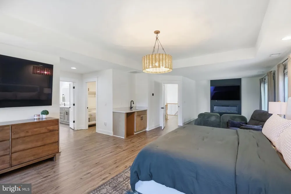5119 OLD AUBURN Warrenton, VA 20187