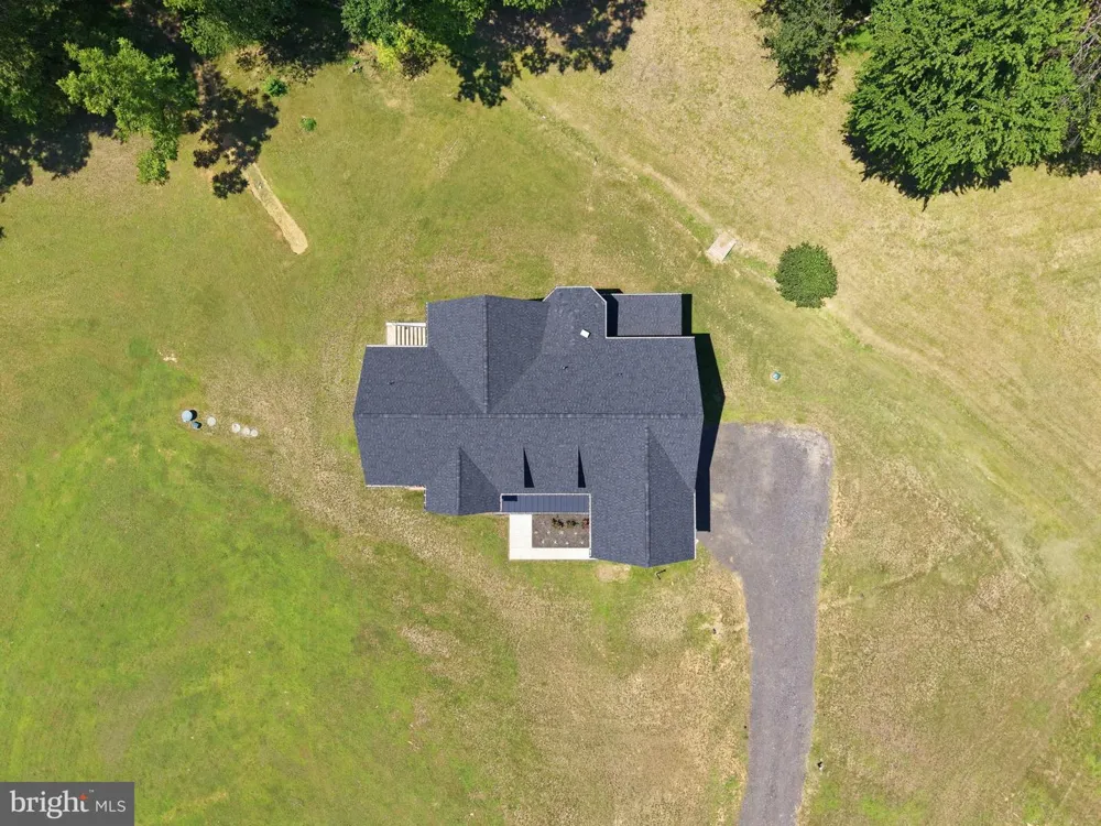 5119 OLD AUBURN Warrenton, VA 20187