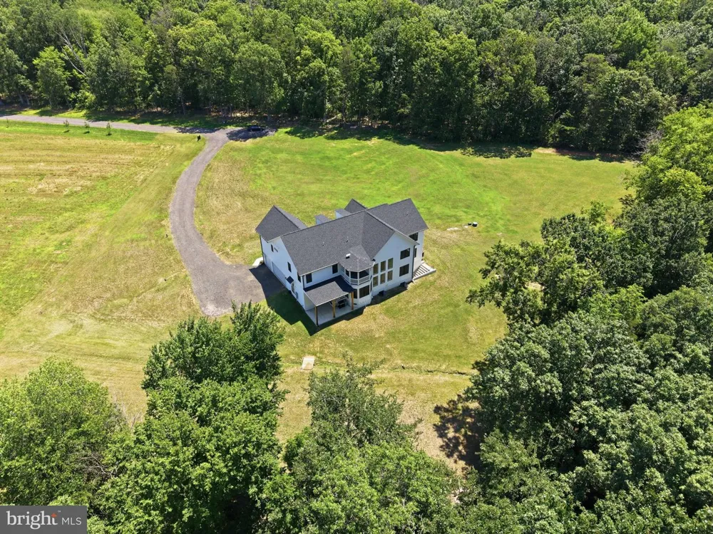 5119 OLD AUBURN Warrenton, VA 20187