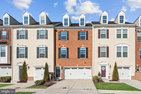 938 MAGNOLIA BLOSSOM COURT