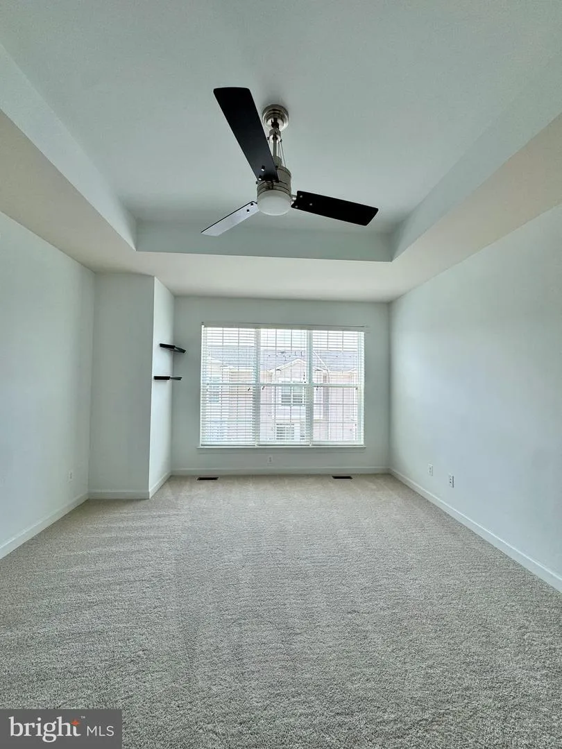 22885 EILEEN SQUARE Sterling, VA 20166