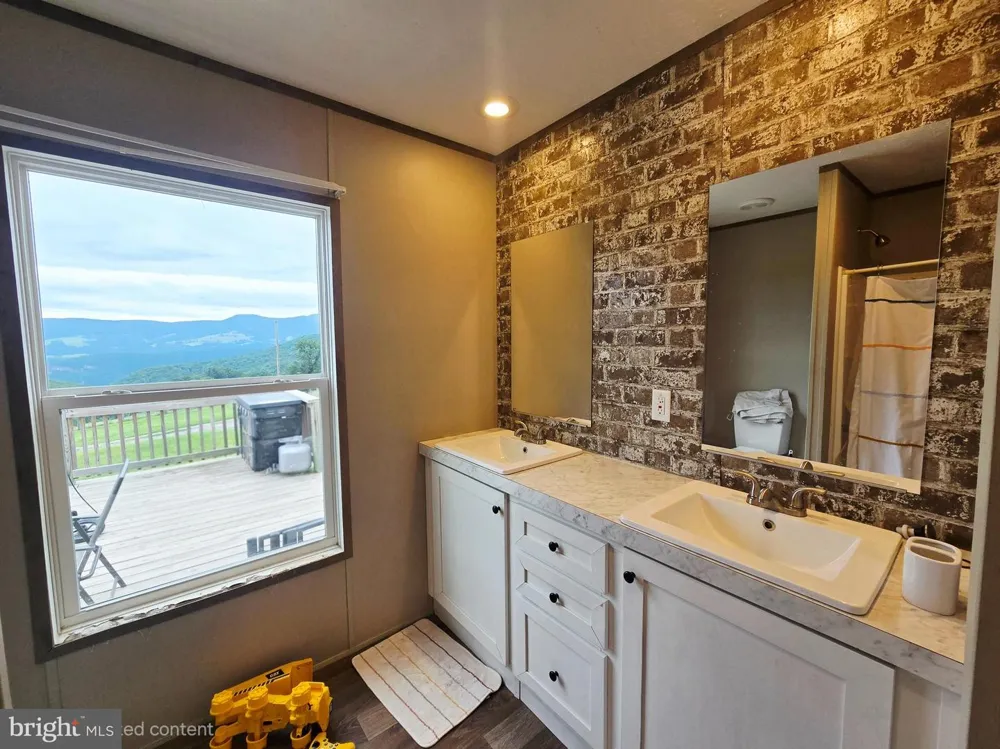 9848 LOWER TIMBER RIDGE ROAD Riverton, WV 26814