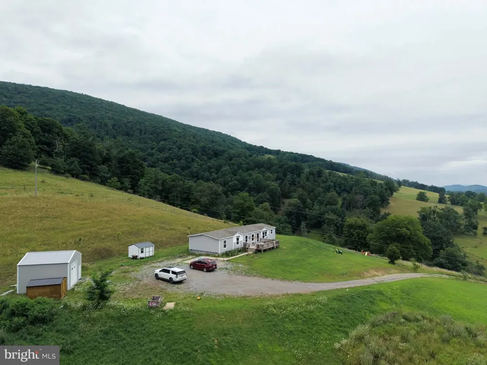 9848 LOWER TIMBER RIDGE ROAD Riverton, WV 26814