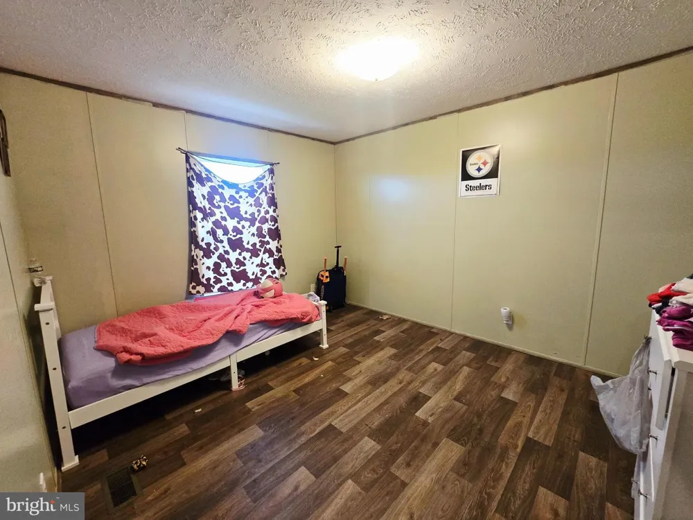 9848 LOWER TIMBER RIDGE ROAD Riverton, WV 26814