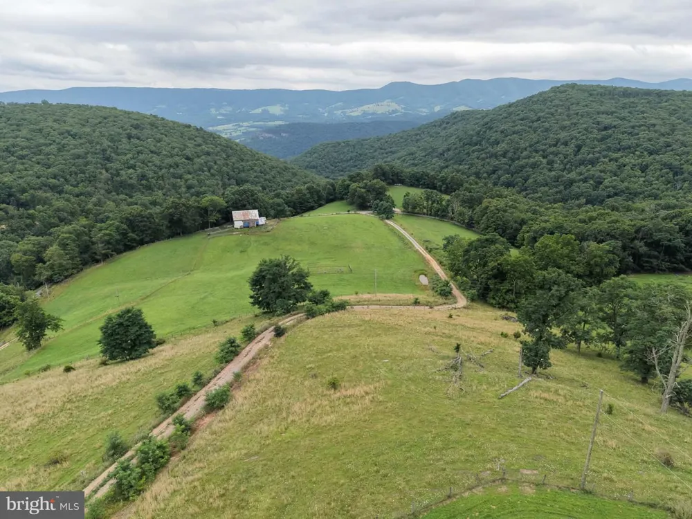 9848 LOWER TIMBER RIDGE ROAD Riverton, WV 26814