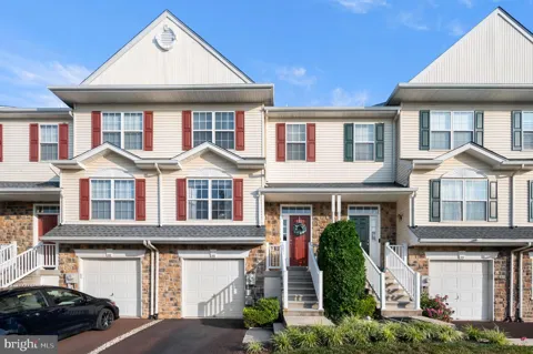 466 GLENN ROSE CIRCLE