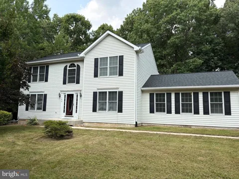 146 NICHOLAS DRIVE