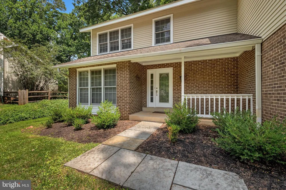 11533 FLINTS GROVE LANE North Potomac, MD 20878