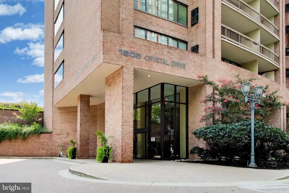 1805 CRYSTAL DRIVE #1102S Arlington, VA 22202