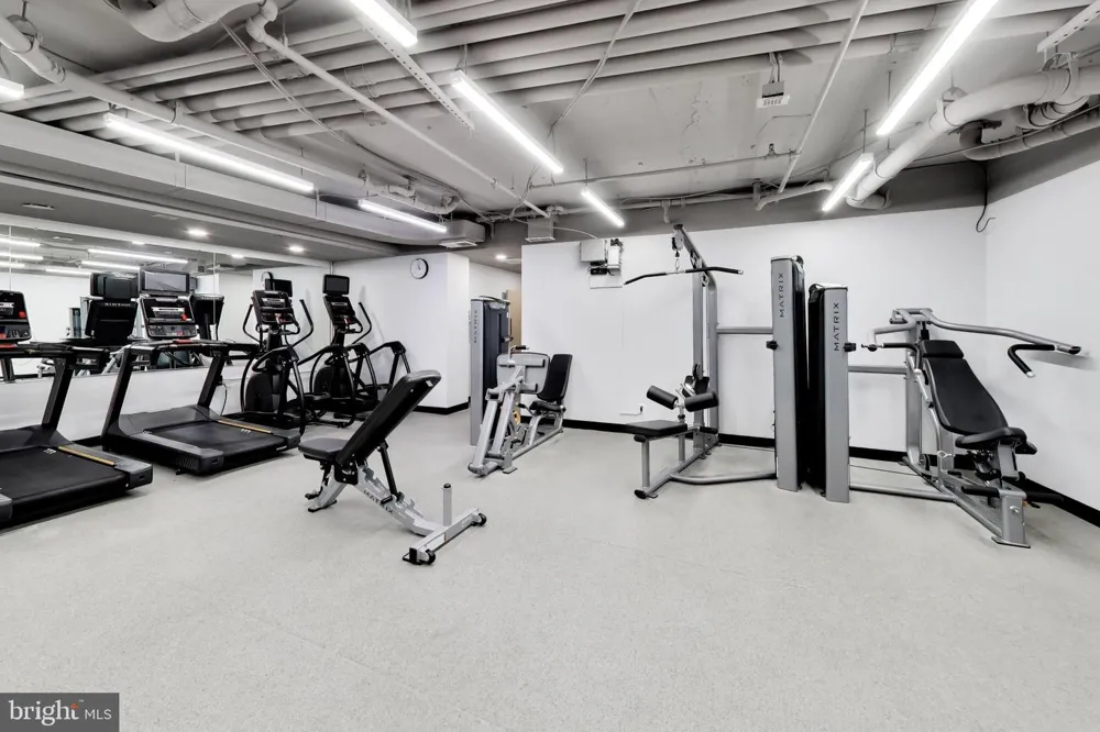1805 CRYSTAL DRIVE #1102S Arlington, VA 22202