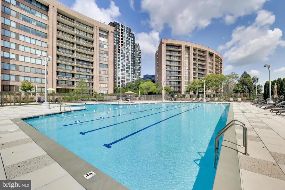 1805 CRYSTAL DRIVE #1102S Arlington, VA 22202