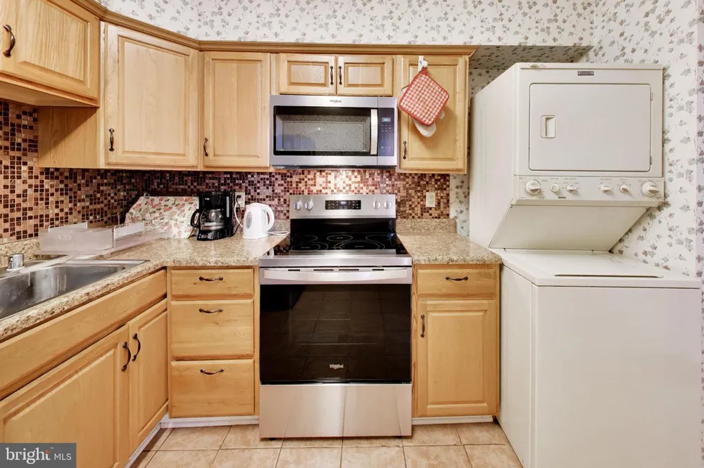 1805 CRYSTAL DRIVE #1102S Arlington, VA 22202