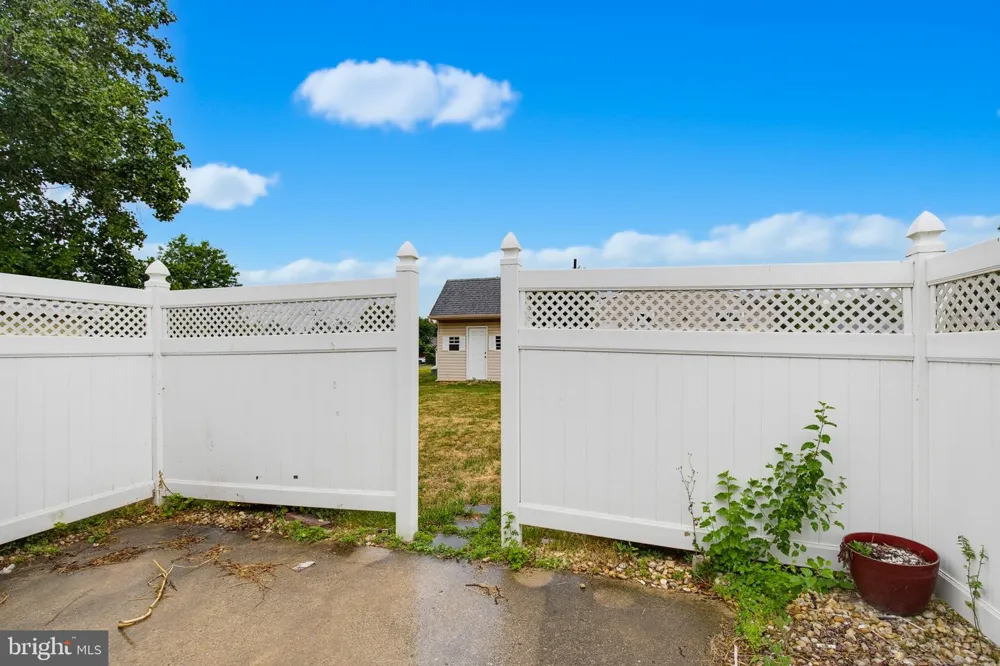 521 9TH AVENUE Lebanon, PA 17046