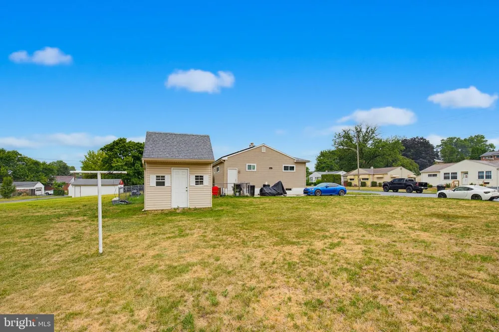 521 9TH AVENUE Lebanon, PA 17046