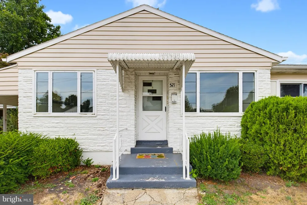 521 9TH AVENUE Lebanon, PA 17046