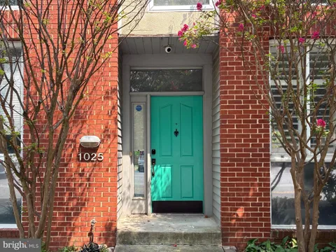 1025 COVINGTON STREET