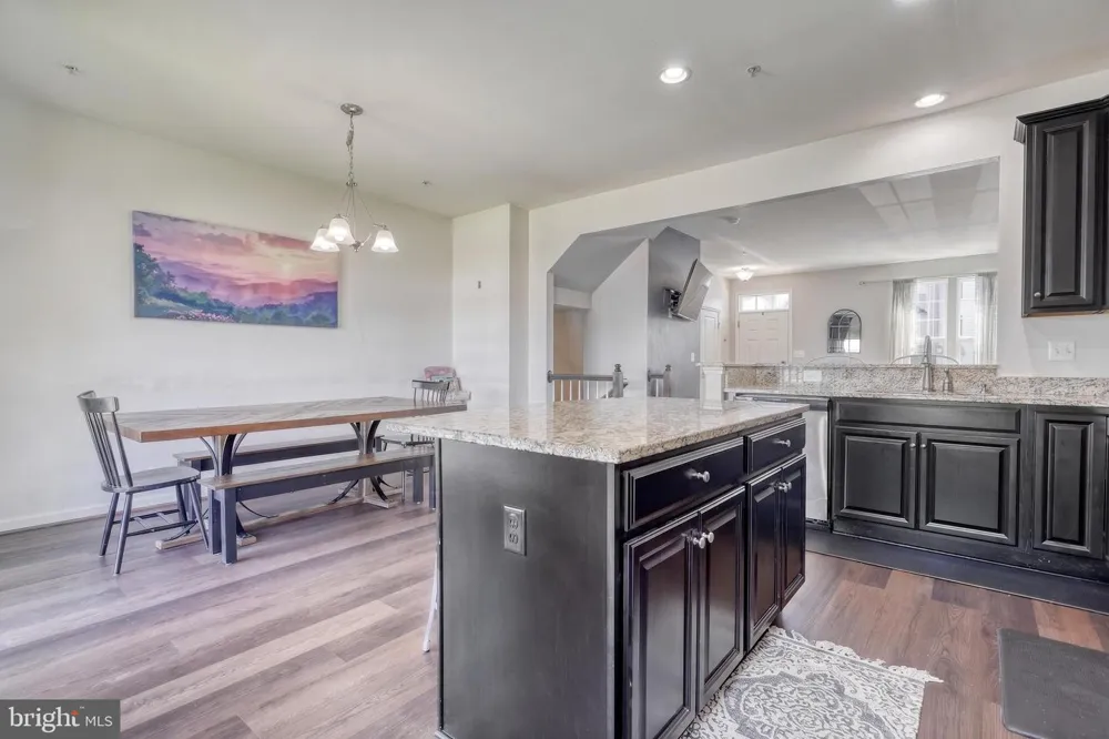 7937 ERINVALE LANE Seven Valleys, PA 17360