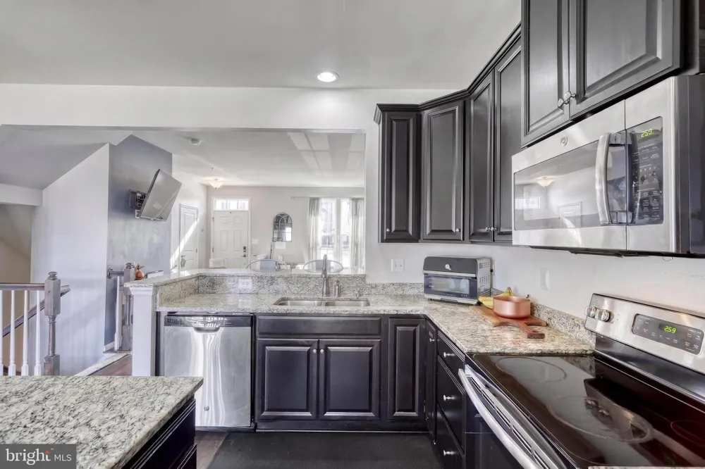 7937 ERINVALE LANE Seven Valleys, PA 17360