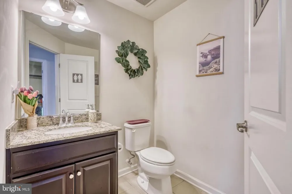 7937 ERINVALE LANE Seven Valleys, PA 17360