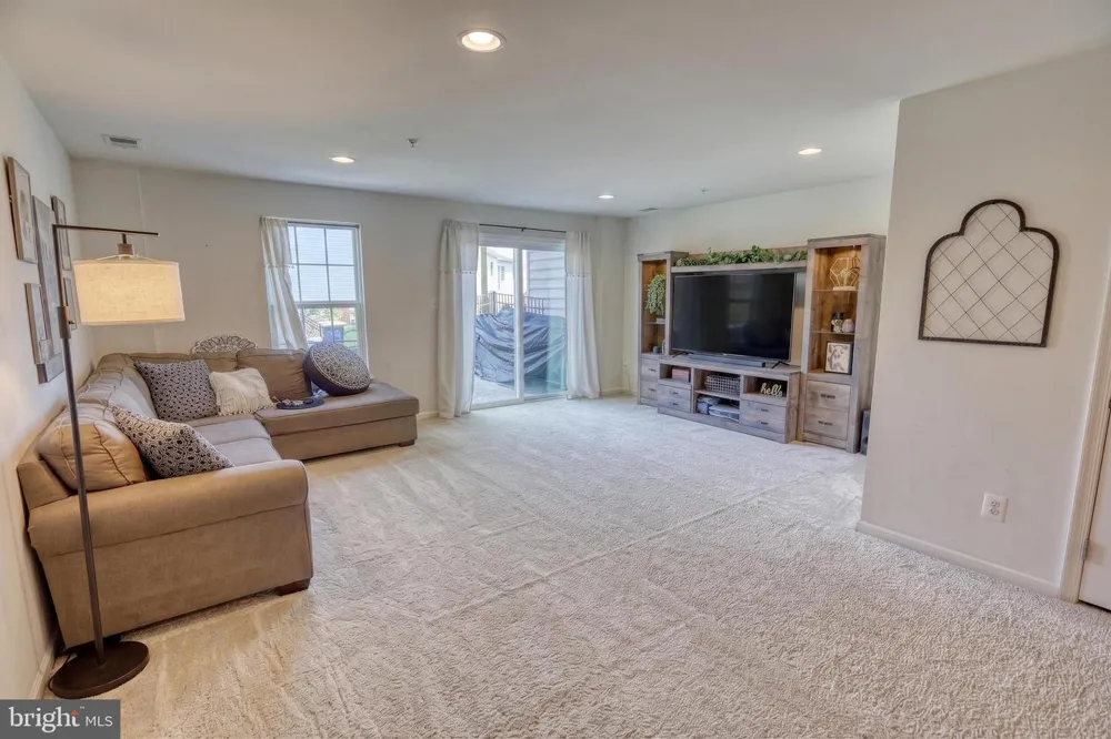 7937 ERINVALE LANE Seven Valleys, PA 17360