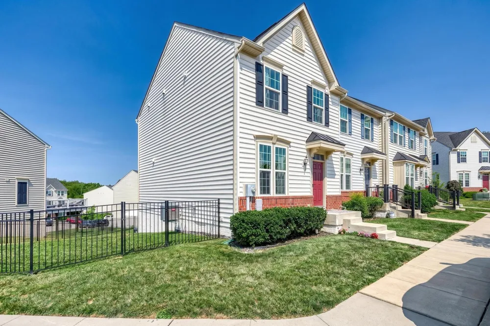 7937 ERINVALE LANE Seven Valleys, PA 17360