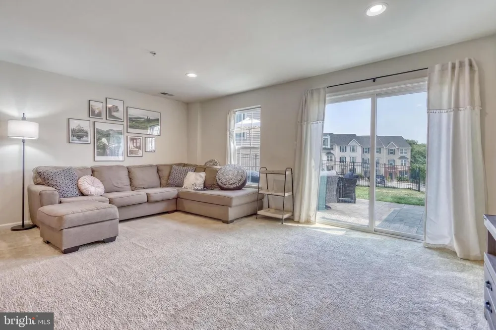 7937 ERINVALE LANE Seven Valleys, PA 17360