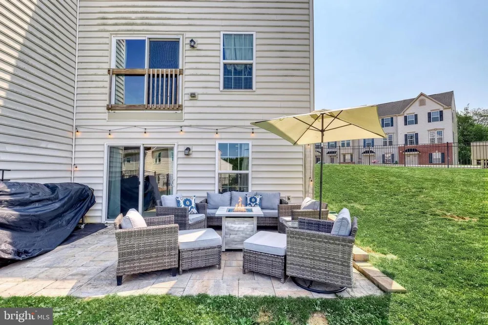7937 ERINVALE LANE Seven Valleys, PA 17360