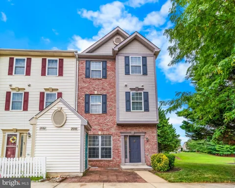 2000 CRAMER POINT COURT