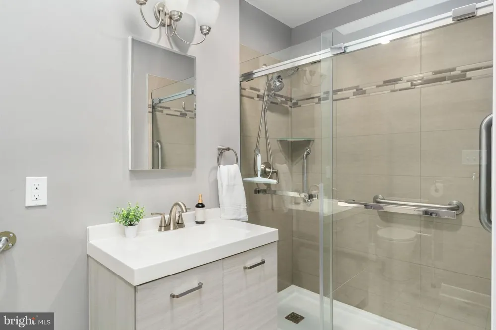 122 YORKTOWN BOULEVARD Locust Grove, VA 22508