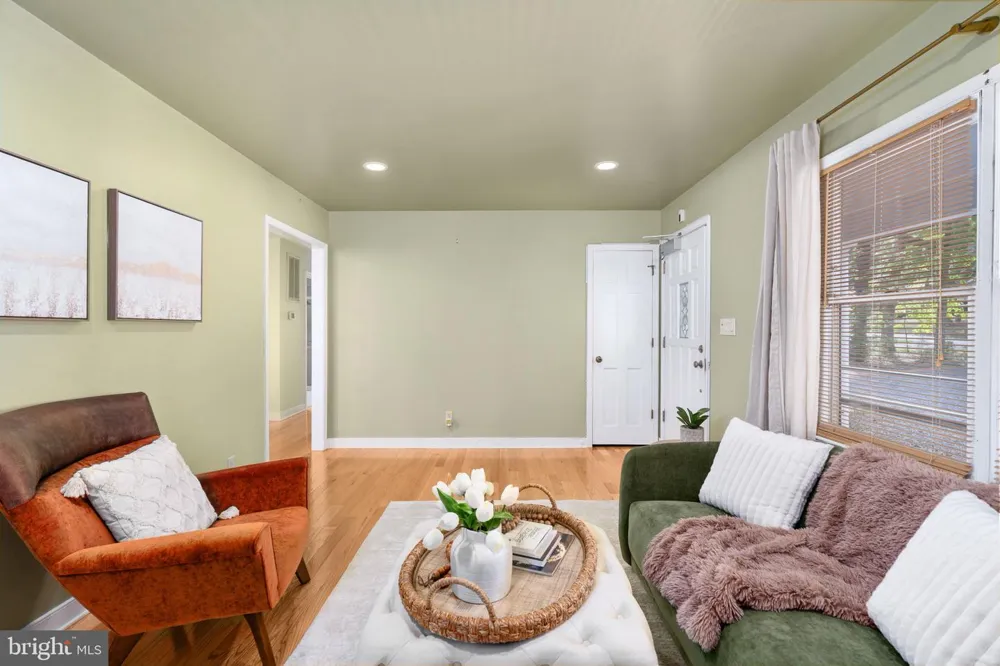 122 YORKTOWN BOULEVARD Locust Grove, VA 22508