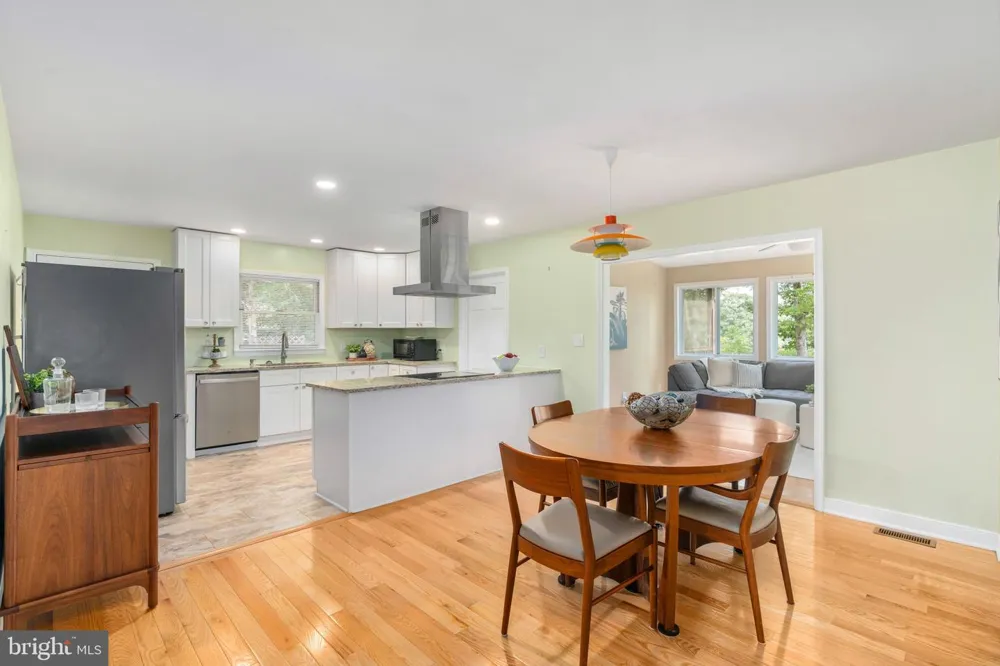 122 YORKTOWN BOULEVARD Locust Grove, VA 22508