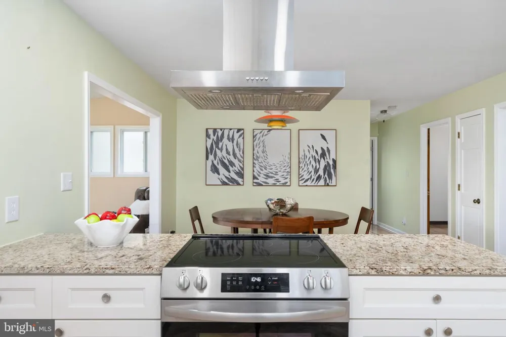 122 YORKTOWN BOULEVARD Locust Grove, VA 22508