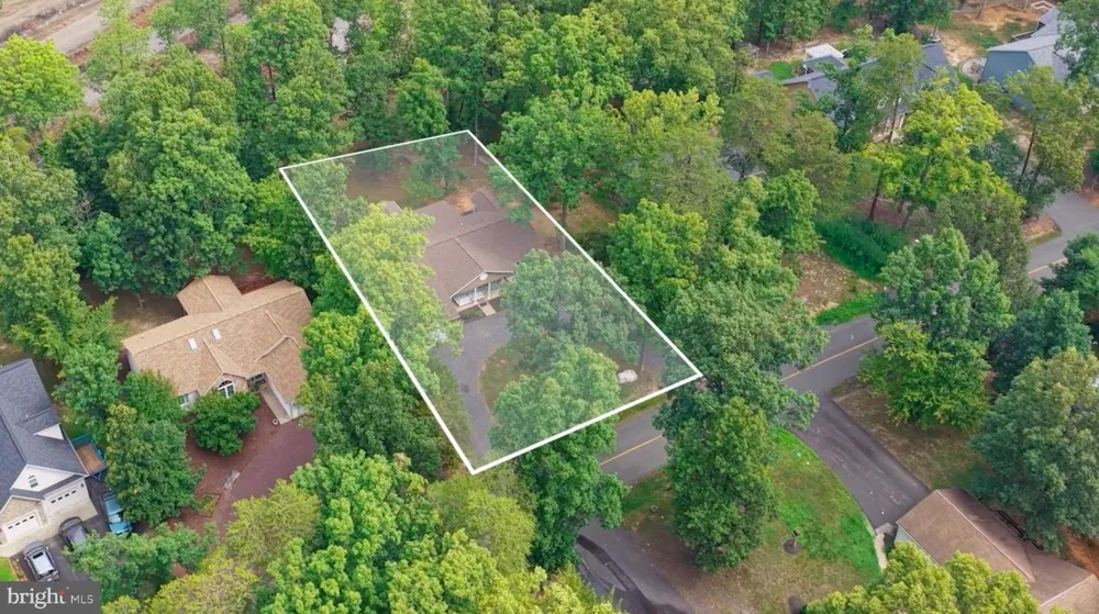 122 YORKTOWN BOULEVARD Locust Grove, VA 22508