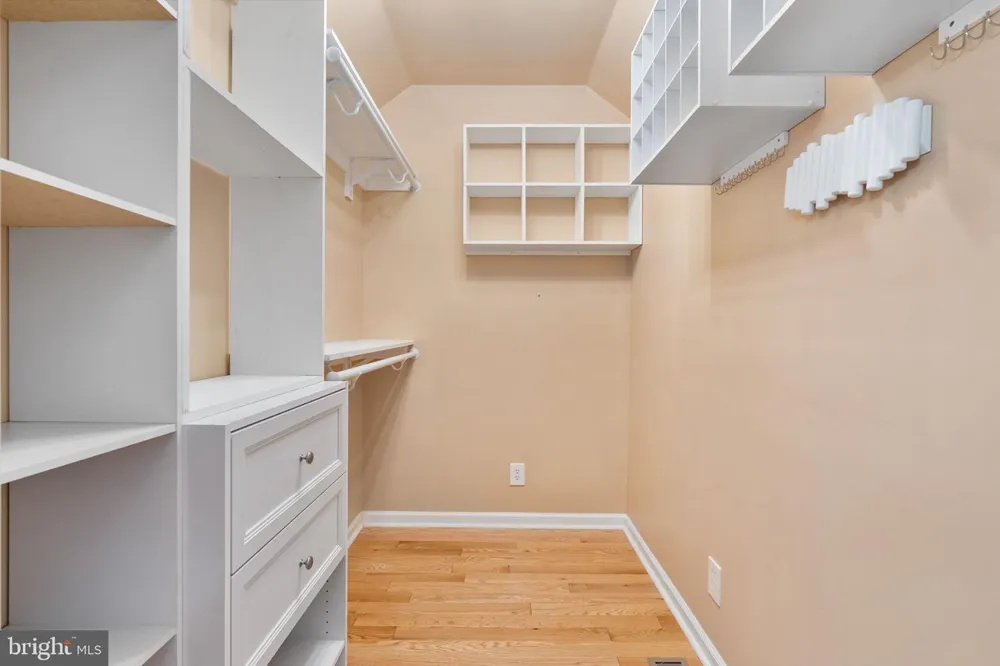 122 YORKTOWN BOULEVARD Locust Grove, VA 22508