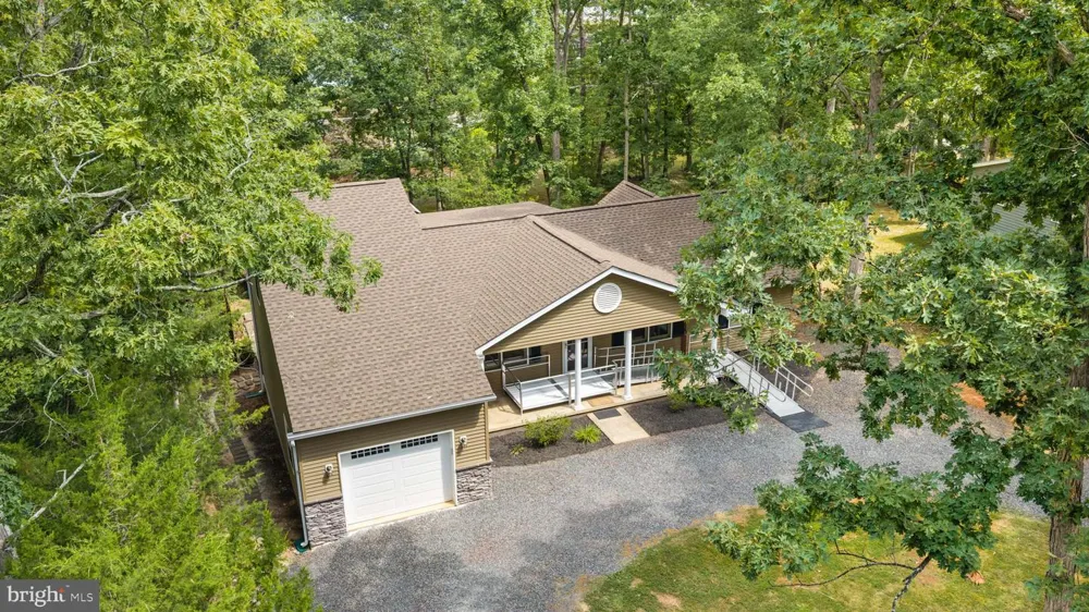 122 YORKTOWN BOULEVARD Locust Grove, VA 22508