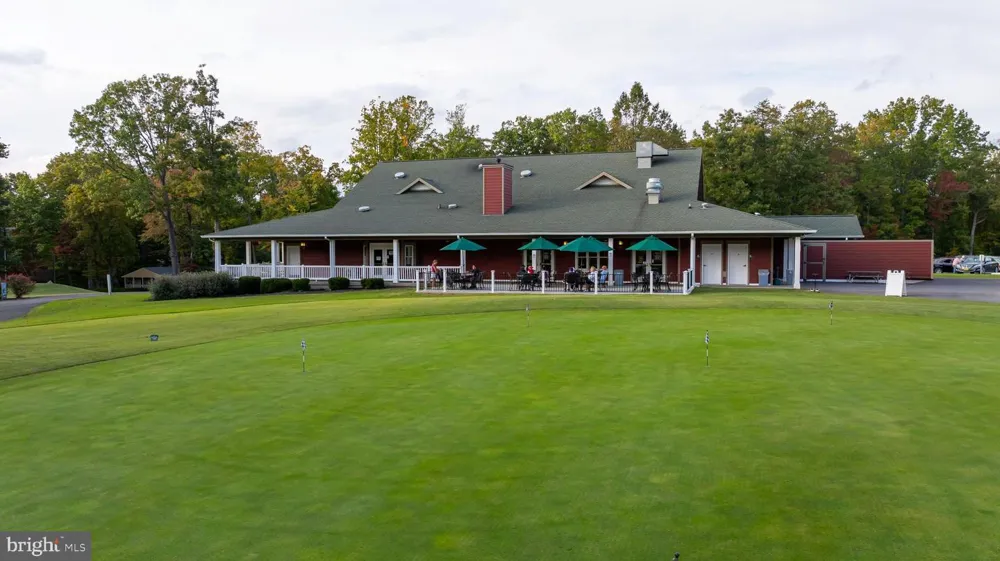 122 YORKTOWN BOULEVARD Locust Grove, VA 22508