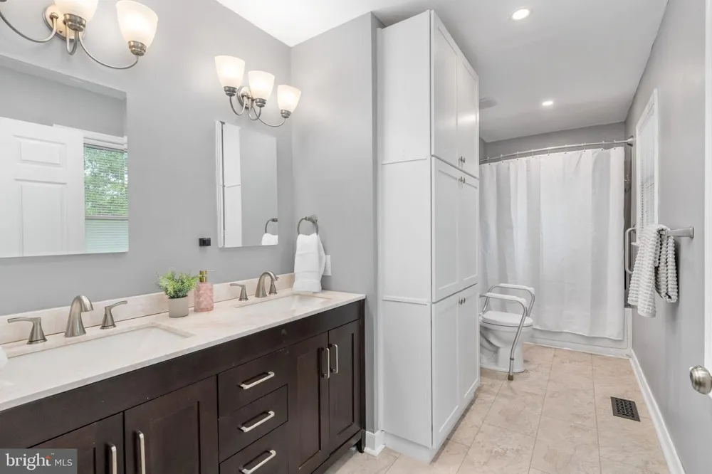 122 YORKTOWN BOULEVARD Locust Grove, VA 22508