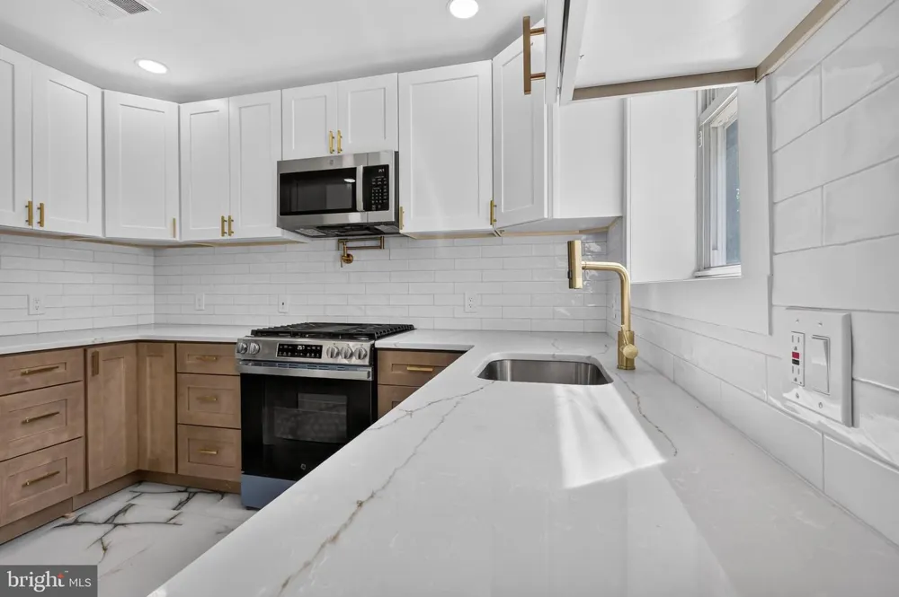 4740 CAMAC STREET Philadelphia, PA 19141